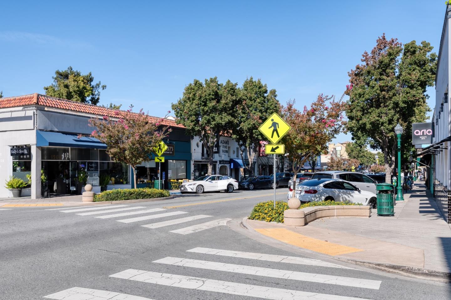 1237 Capuchino Avenue, Unit 7 Burlingame, CA 94010 - Photo 33 of 40 a view of a building with a street