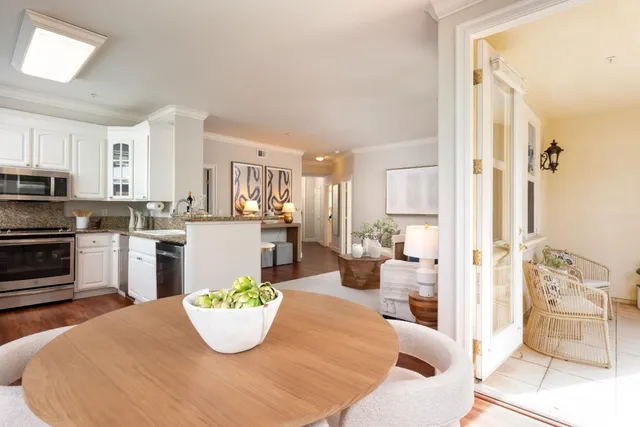 $1,198,888 | 1237 Capuchino Avenue, Unit 7, Burlingame, CA 94010