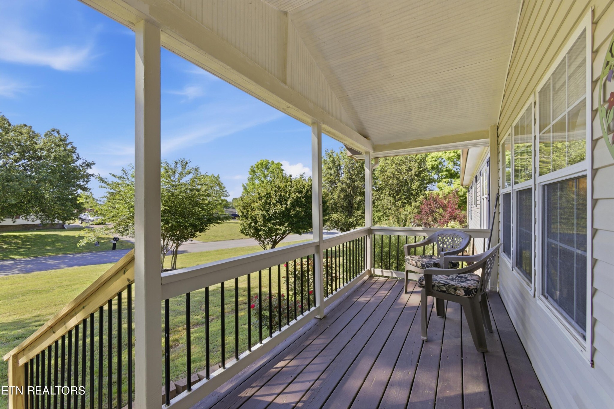 1145 Ridgeview Road Maryville, TN 37801 - Photo 2 of 39