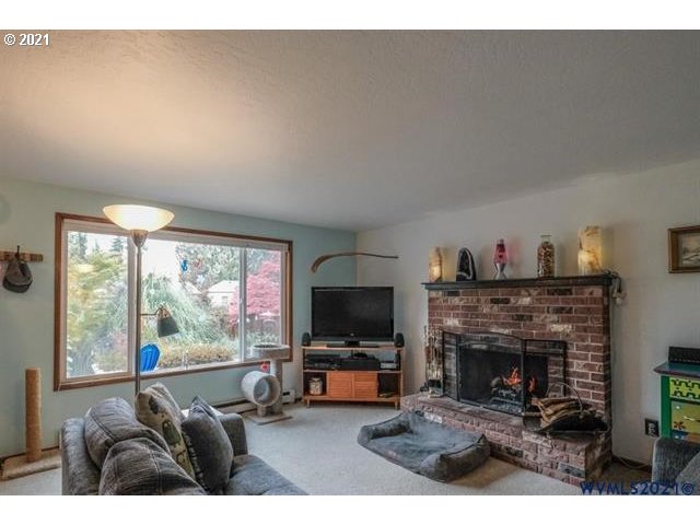 1740 Southwest 16th Avenue Albany, OR 97321 - Photo 3 of 32 Gallery Image 3