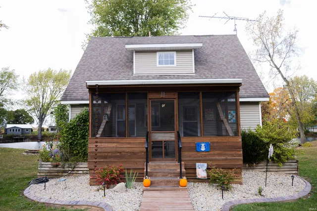 $229,900 | 5711 West Co Road 1070 North, Unit 10 11 12 10 11, Gaston, IN 47342