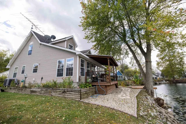 $229,900 | 5711 West Co Road 1070 North, Unit 10 11 12 10 11, Gaston, IN 47342