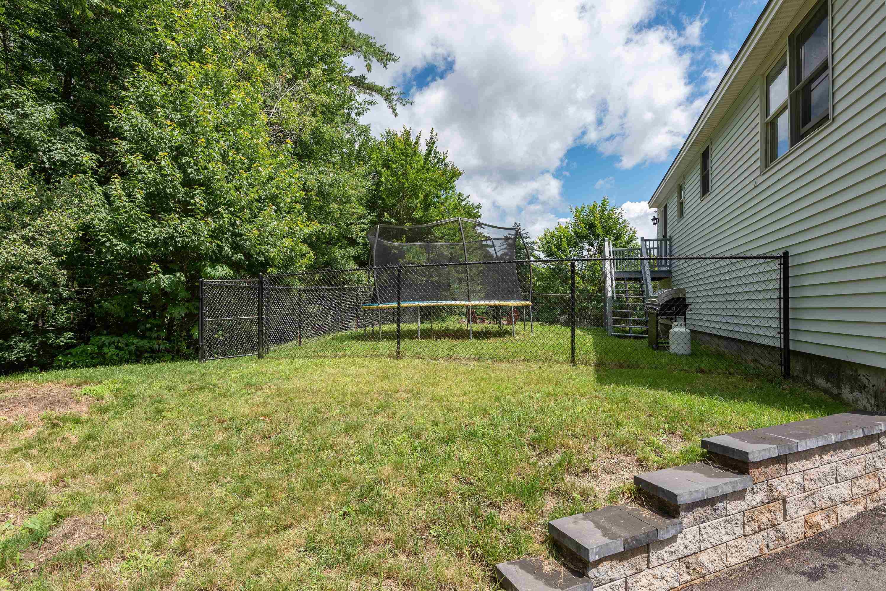 29 Howard Brook Drive Rochester, NH 03867 - Photo 19 of 28