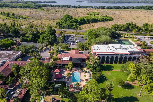 $384,900 | 26142 Avenida Las Colinas, Unit 2B, Howey-in-the-Hills, FL 34737