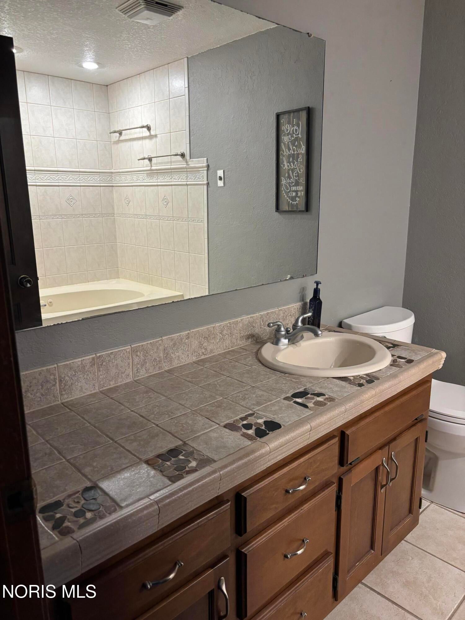 580 3 Rivers Ct. Defiance, OH 43512 - Photo 23 of 33 Gallery Image 23