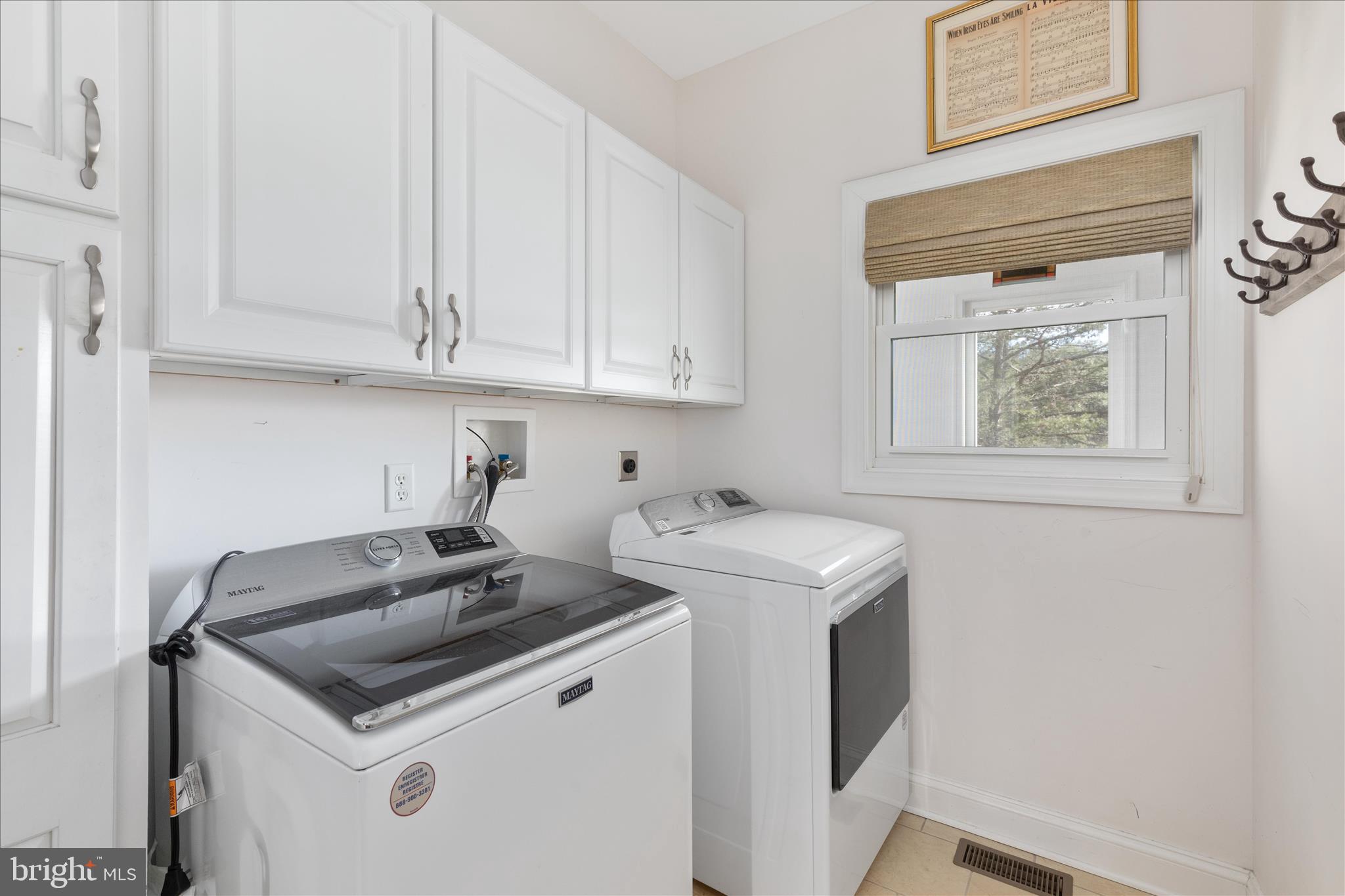 882 Liberty Furnace Road Edinburg, VA 22824 - Photo 23 of 47 a utility room with dryer and washer
