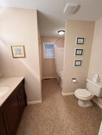 $349,900 | 5606 53rd Avenue North, Harwood, ND 58042