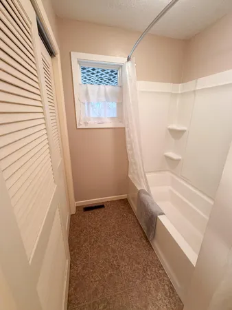 $349,900 | 5606 53rd Avenue North, Harwood, ND 58042