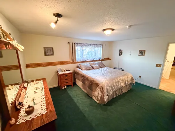 $349,900 | 5606 53rd Avenue North, Harwood, ND 58042