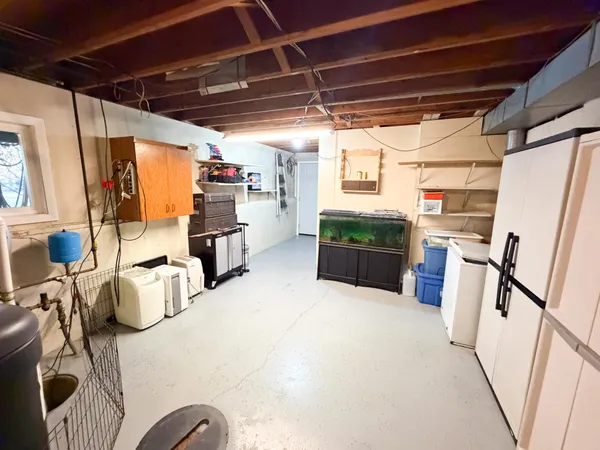 $349,900 | 5606 53rd Avenue North, Harwood, ND 58042