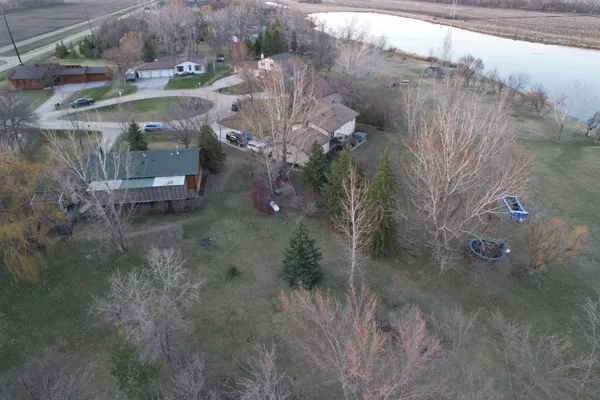 $349,900 | 5606 53rd Avenue North, Harwood, ND 58042