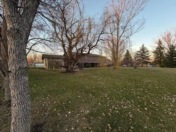 $349,900 | 5606 53rd Avenue North, Harwood, ND 58042