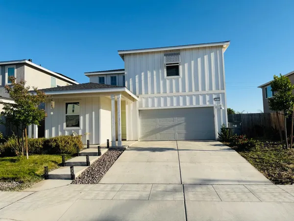 $559,000 | 5843 West Laguna Avenue, Fresno, CA 93722