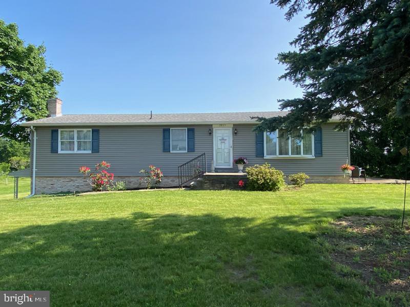 2875 Crottlestown Road Chambersburg, PA 17202 - Photo 3 of 25 Exterior Front