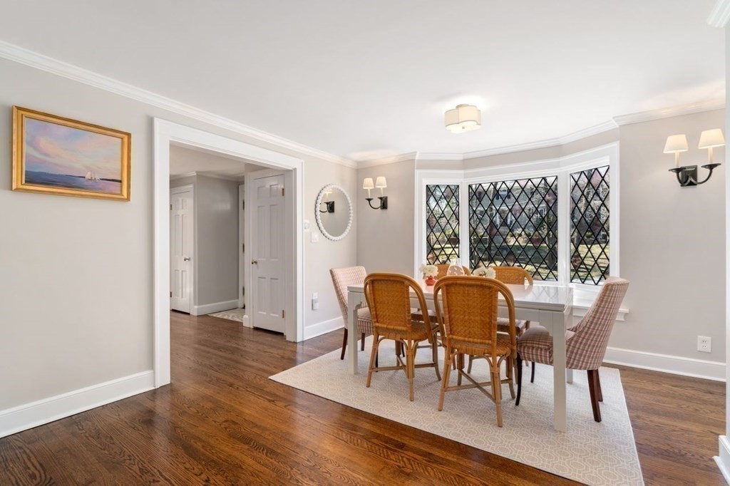 15 Arnold Road Wellesley, MA 02481 - Photo 11 of 29