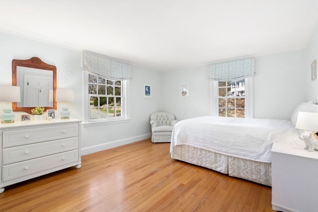 15 Arnold Road Wellesley, MA 02481 - Photo 19 of 29