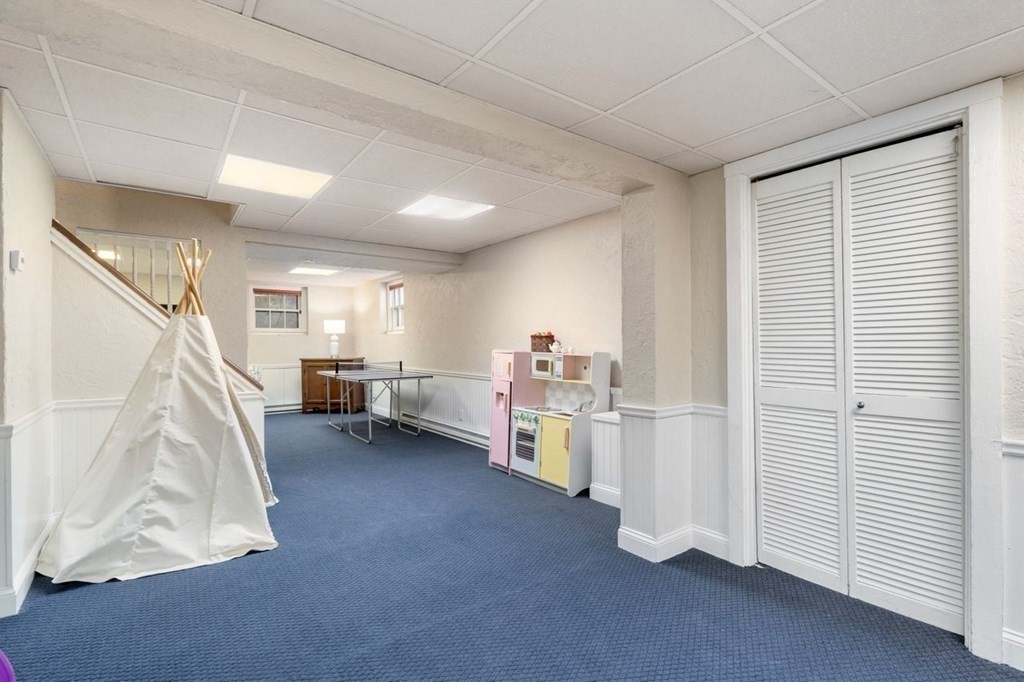 15 Arnold Road Wellesley, MA 02481 - Photo 24 of 29