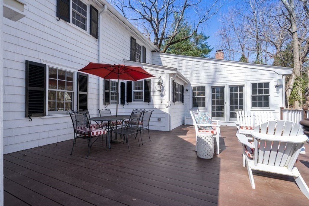 15 Arnold Road Wellesley, MA 02481 - Photo 27 of 29