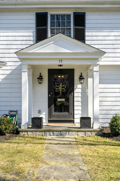 15 Arnold Road Wellesley, MA 02481 - Photo 3 of 29