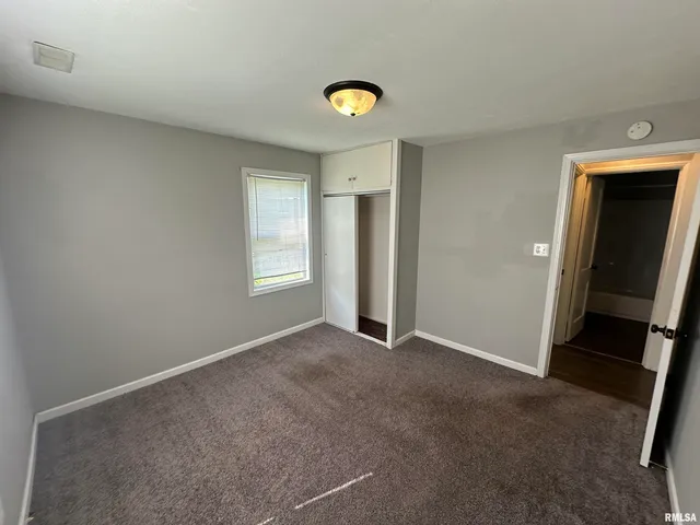 $1,000 | 1807 North Underhill Street, Peoria, IL 61604