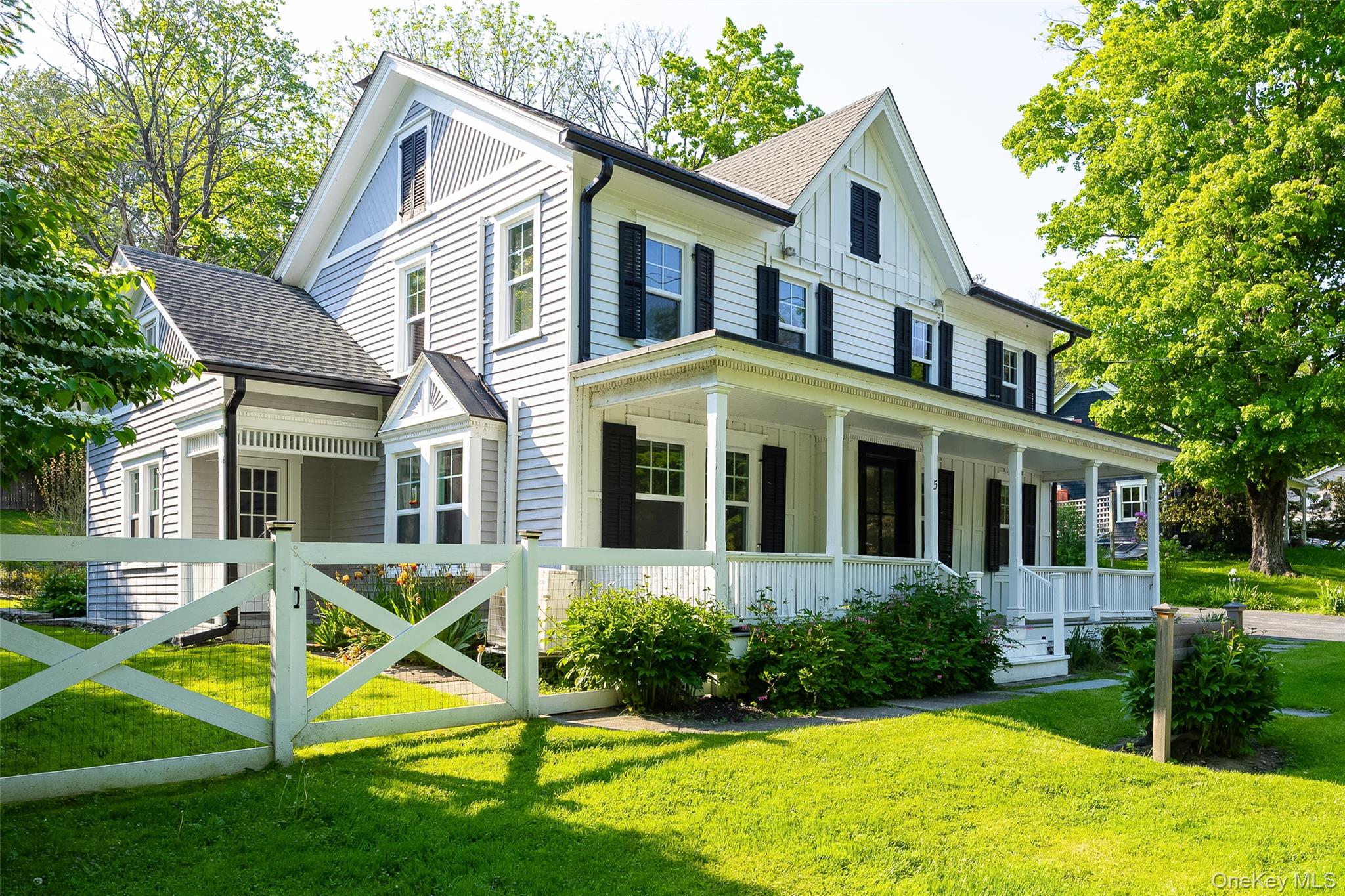 5 Valley Farm Road Millbrook, NY 12545 - Photo 2 of 36