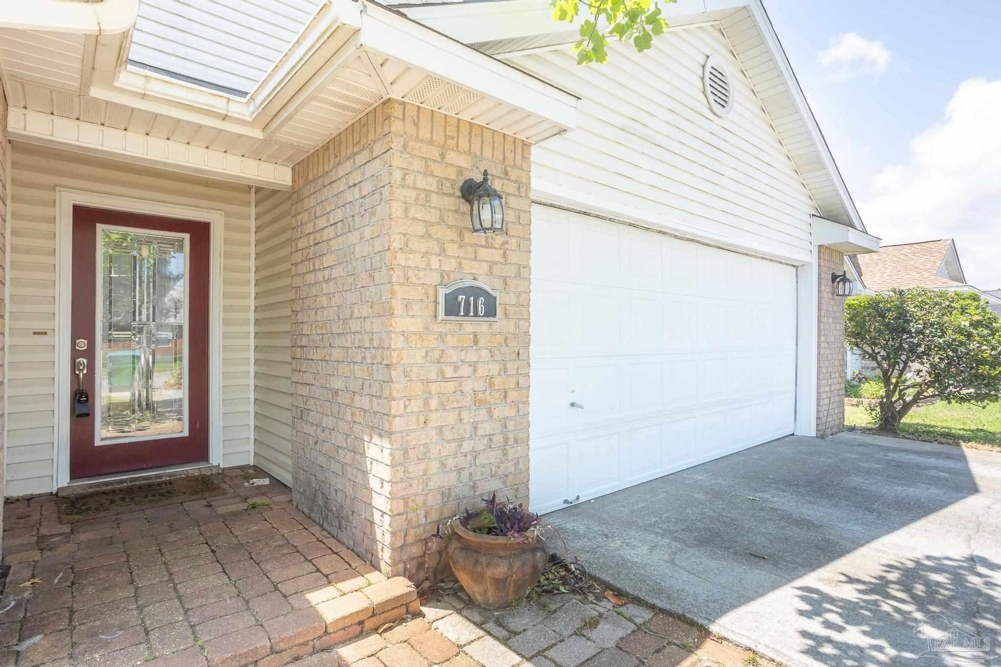 716 Randall Roberts Road Fort Walton Beach, FL 32547 - Photo 5 of 43 Gallery Image 5