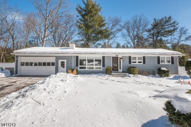 $575,000 | 38 Fremont Terrace, West Milford, NJ 07438