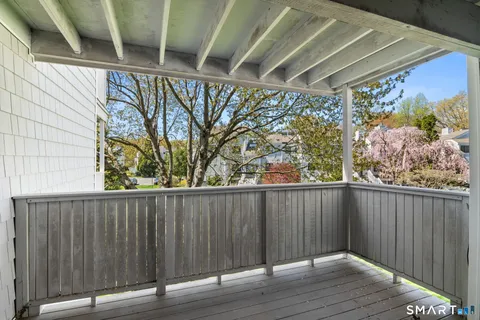 $475,000 | 32 Rowayton Woods Drive, Unit 32, Norwalk, CT 06854