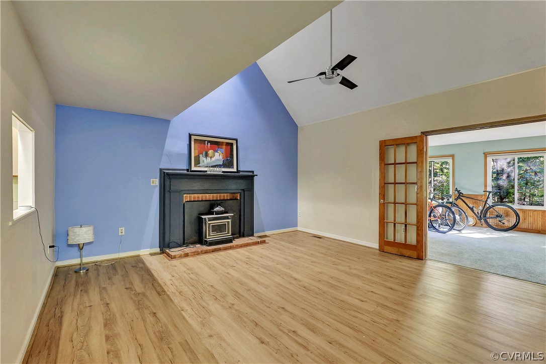 5603 Chatmoss Road Midlothian, VA 23112 - Photo 3 of 16 Great Room Opens to Large Rec Room!