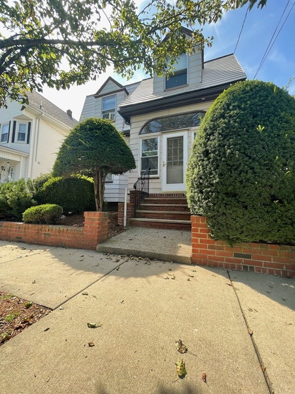 20 Baker Road Everett, MA 02149 - Photo 3 of 41