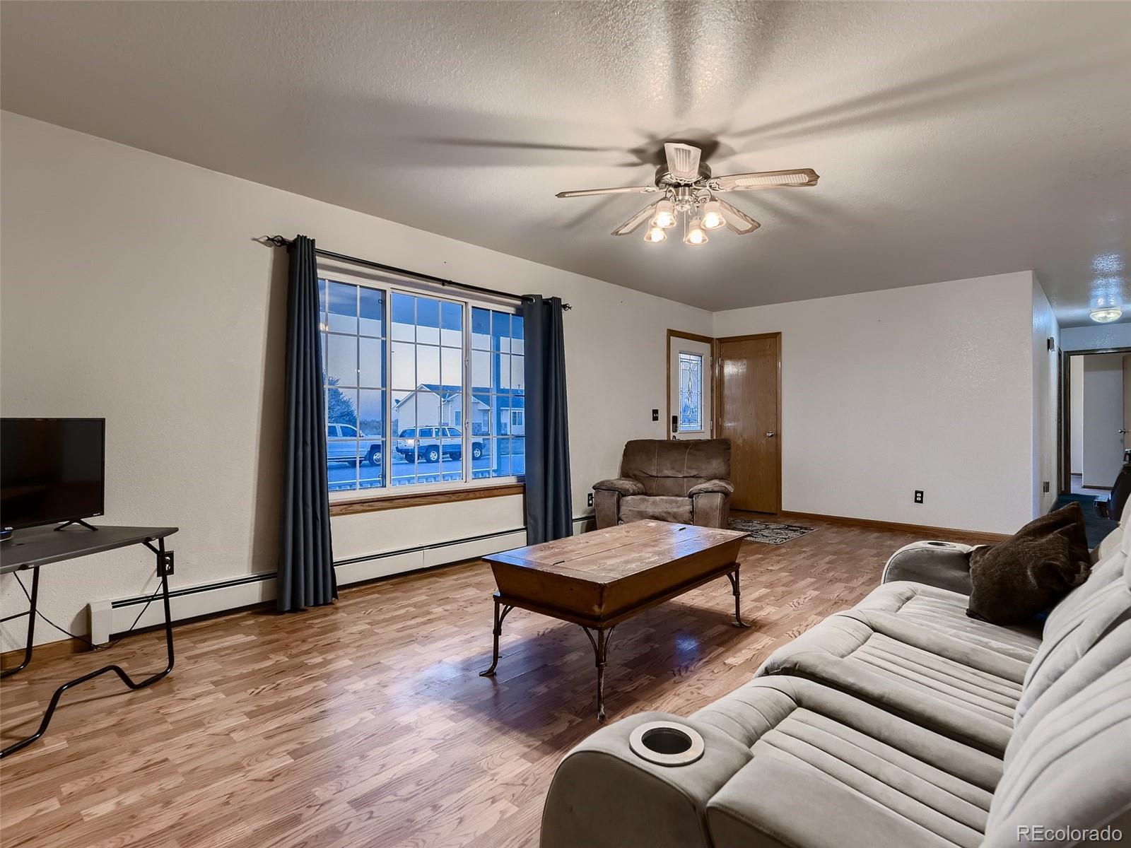 1150 View Ridge Road Bennett, CO 80102 - Photo 5 of 27 Gallery Image 5