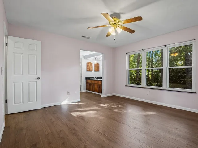 $255,000 | 1049 Longstreet Drive, Tallahassee, FL 32311