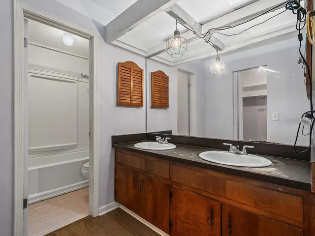 $255,000 | 1049 Longstreet Drive, Tallahassee, FL 32311