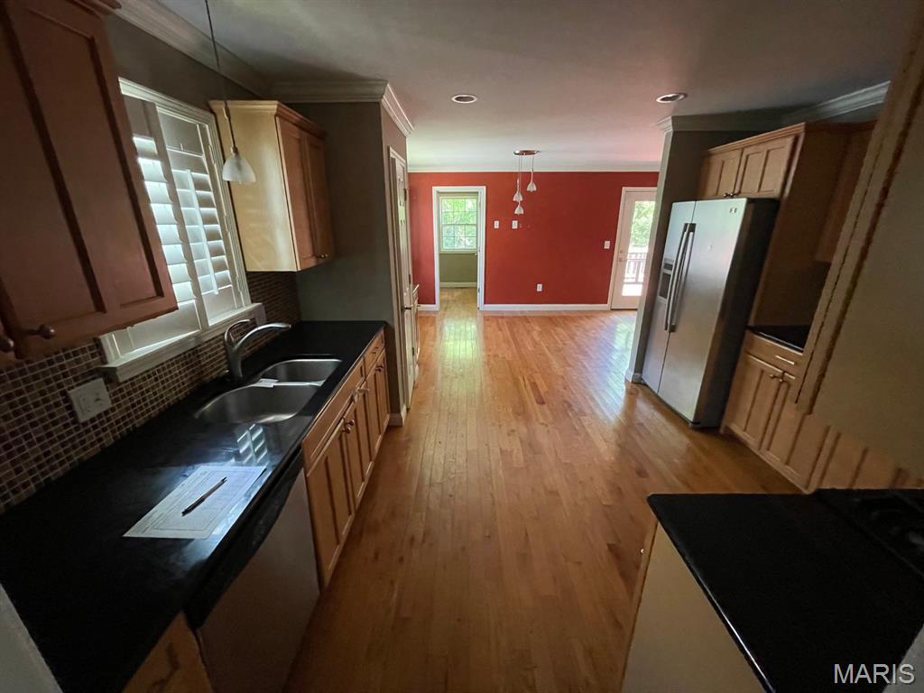 808 Meade Avenue Edwardsville, IL 62025 - Photo 10 of 28