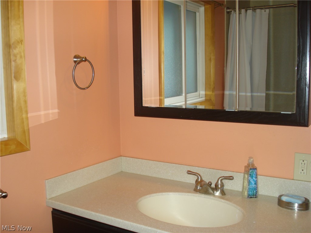 30908 Roosevelt Road Wickliffe, OH 44092 - Photo 18 of 29 Gallery Image 18