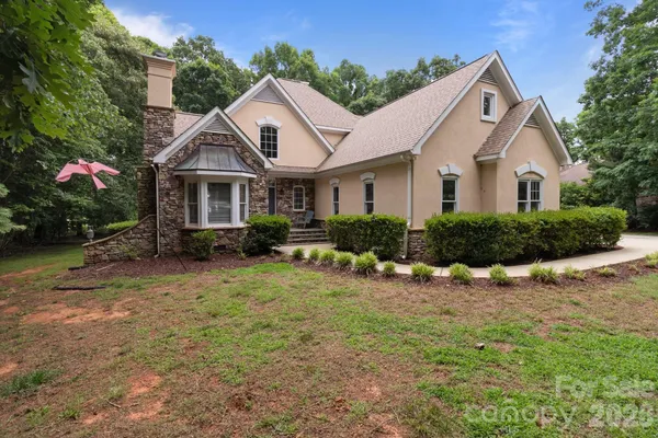 $899,000 | 165 Futrell Landing, New London, NC 28127