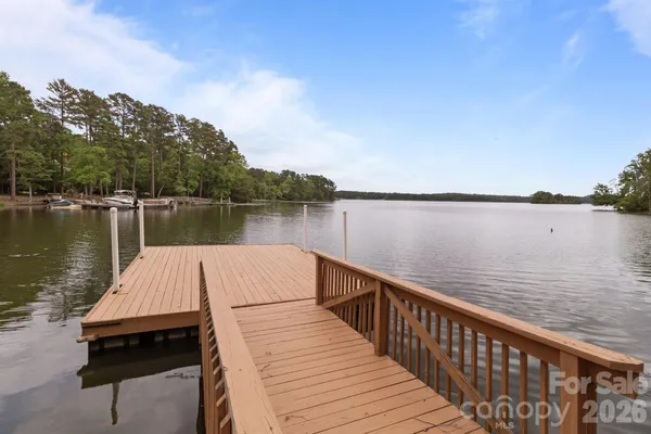 $899,000 | 165 Futrell Landing, New London, NC 28127