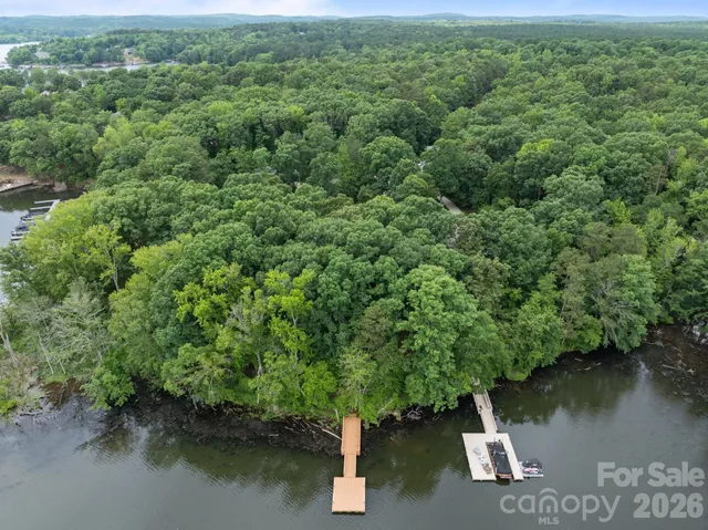 $914,000 | 165 Futrell Landing, New London, NC 28127