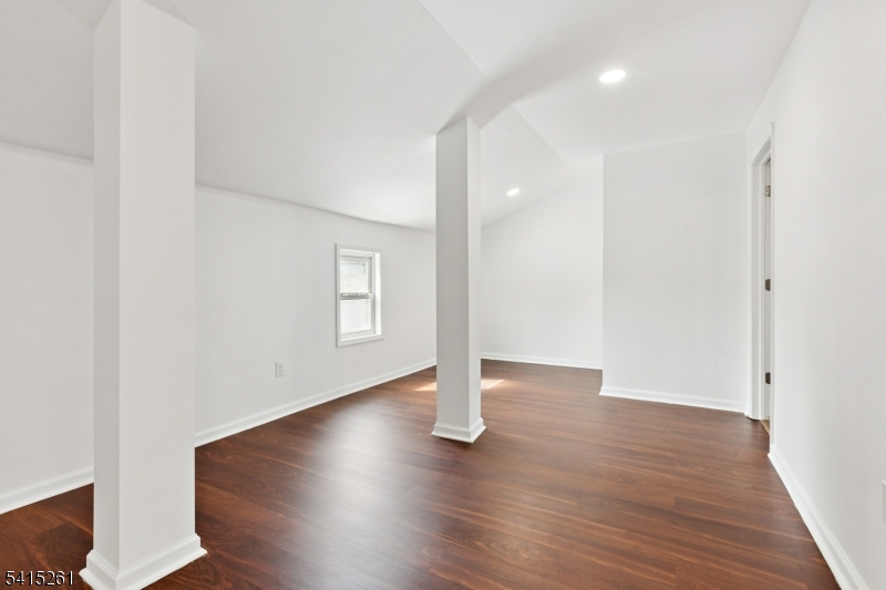 32 Glenville Road Edison, NJ 08817 - Photo 20 of 25