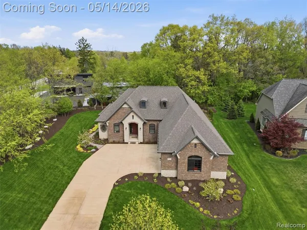 $960,000 | 3513 Pointe Shore Drive, Brighton, MI 48114