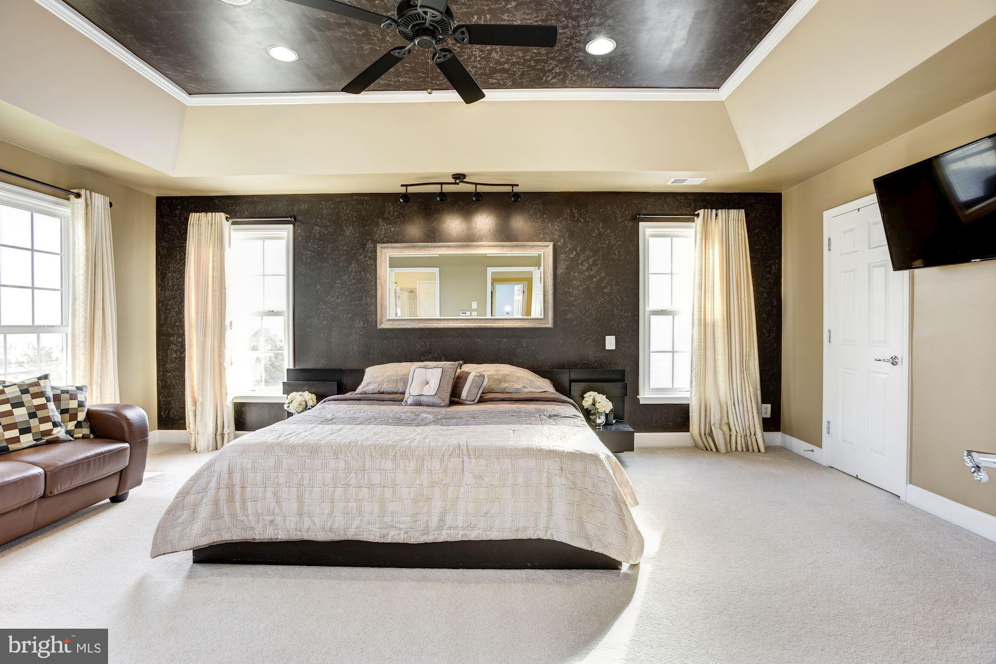 42879 Braemount Circle Ashburn, VA 20148 - Photo 28 of 53 Master bedroom with trey-ceiling