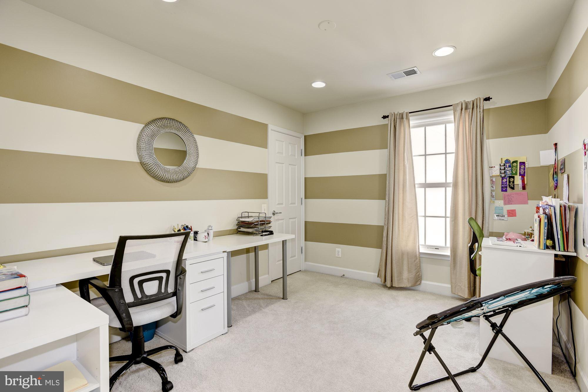 42879 Braemount Circle Ashburn, VA 20148 - Photo 38 of 53 Bedroom #4