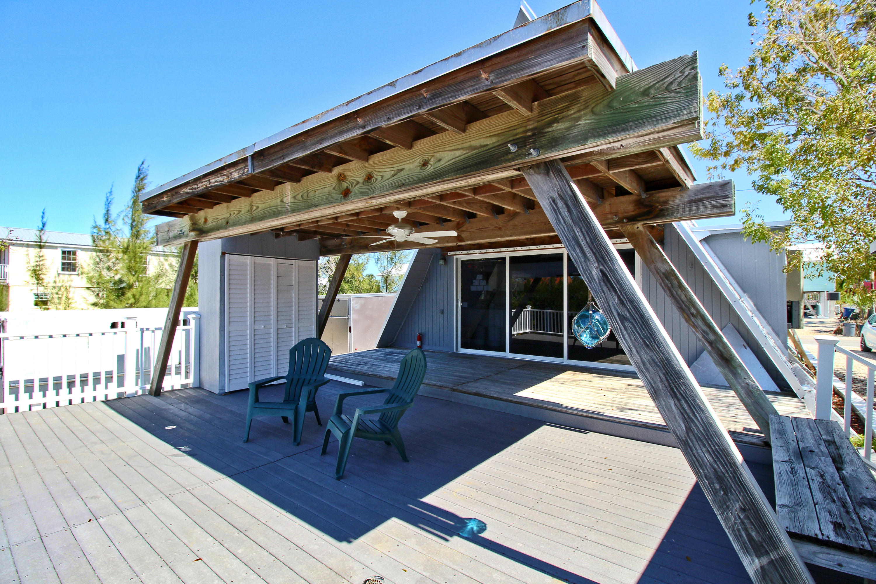 144 Lobstertail Road Big Pine Key, FL 33043 - Photo 26 of 62 Covered Deck