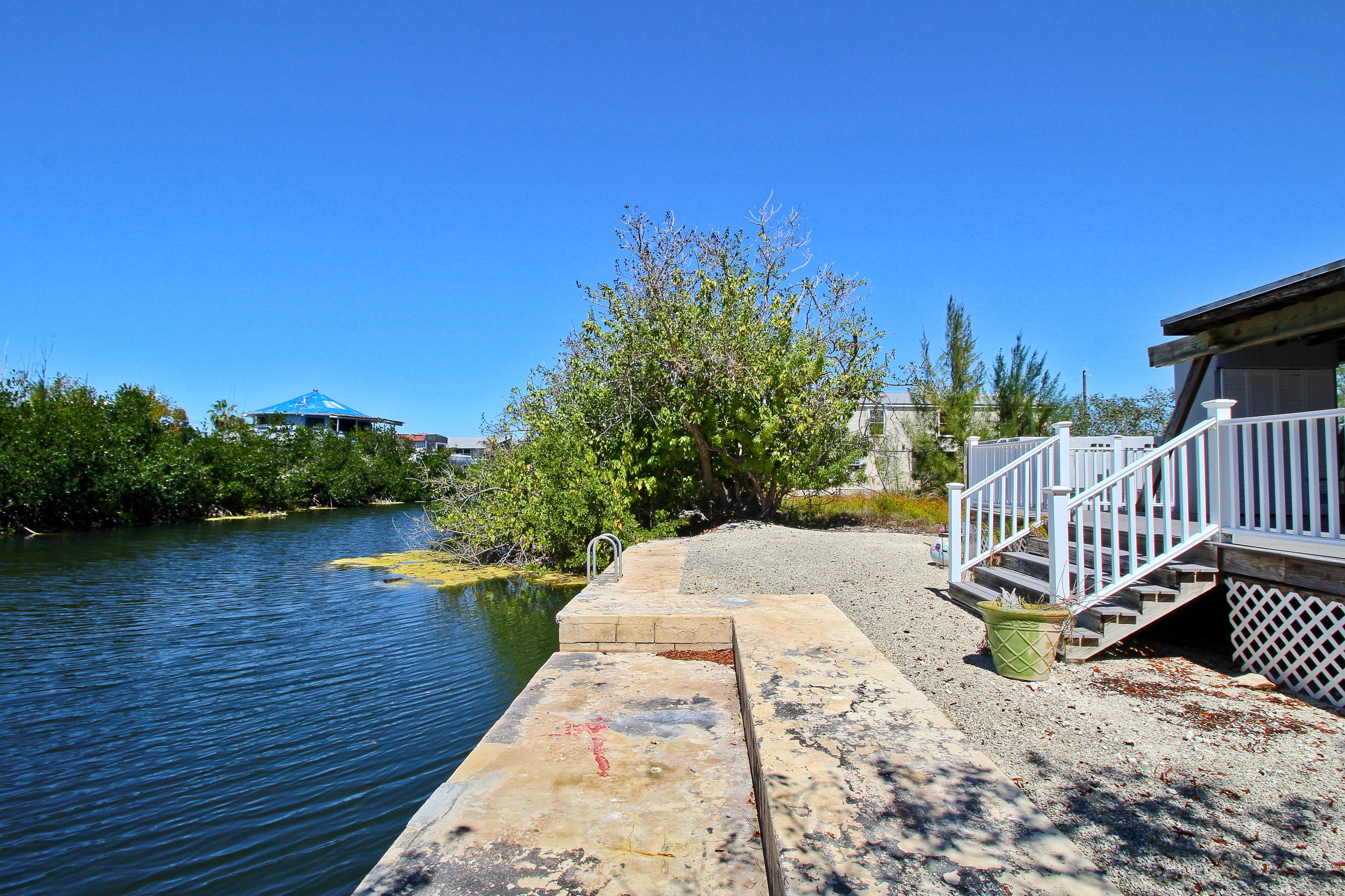 144 Lobstertail Road Big Pine Key, FL 33043 - Photo 28 of 62 Concrete Seawall