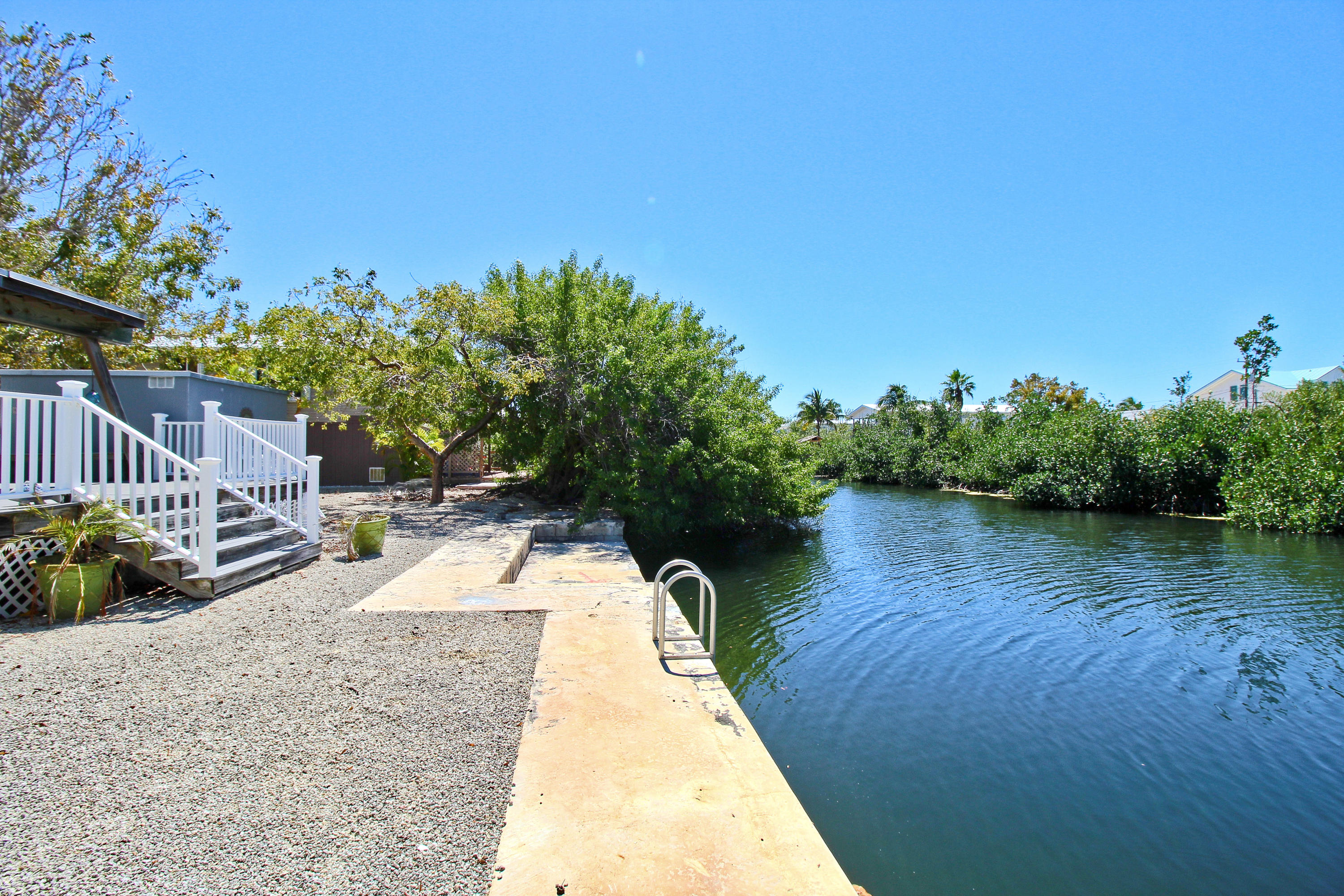 144 Lobstertail Road Big Pine Key, FL 33043 - Photo 32 of 62 Concrete Seawall