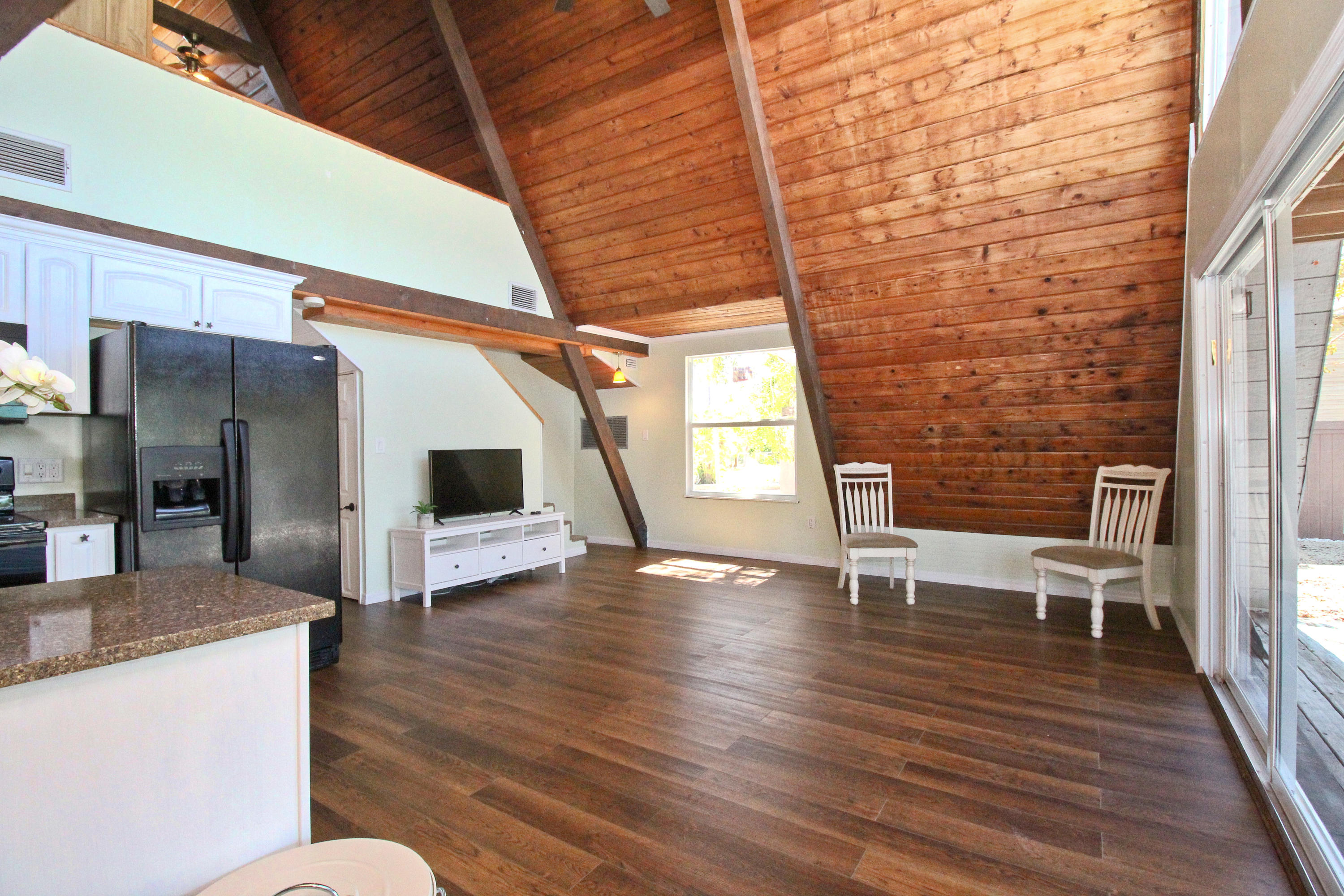 144 Lobstertail Road Big Pine Key, FL 33043 - Photo 39 of 62 Main Living Area