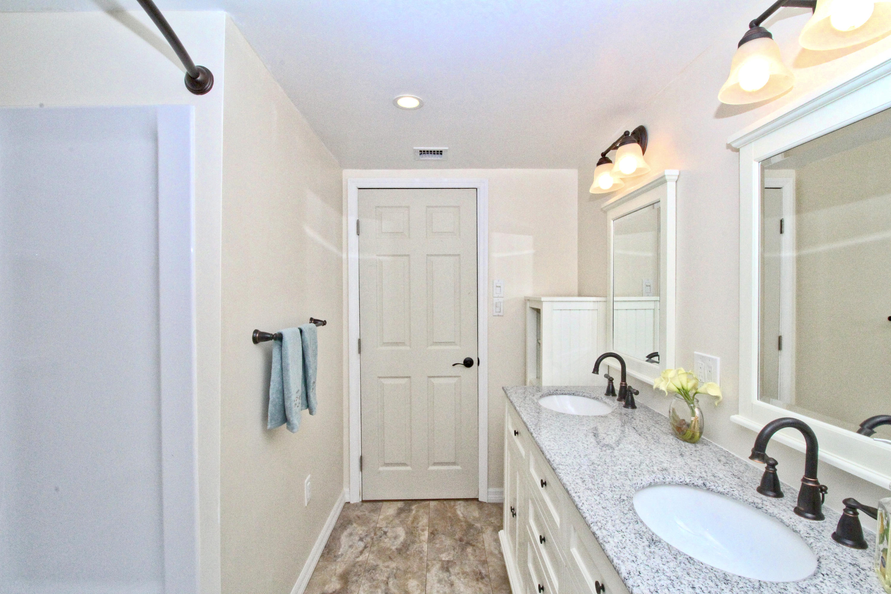 144 Lobstertail Road Big Pine Key, FL 33043 - Photo 49 of 62 Full Bathroom