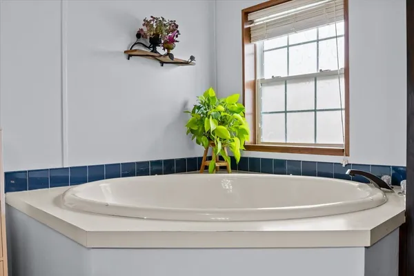 $349,900 | 1644 West Blue Creek Road, Waverly, TN 37185