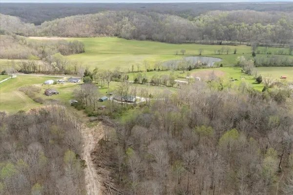 $349,900 | 1644 West Blue Creek Road, Waverly, TN 37185