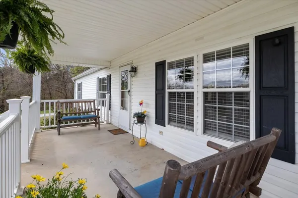 $349,900 | 1644 West Blue Creek Road, Waverly, TN 37185